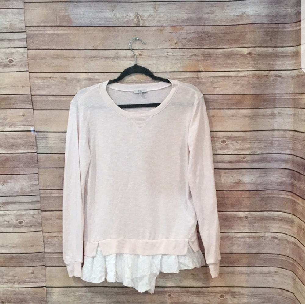 Clu pink and white ruffle bottom long sleeve shirt